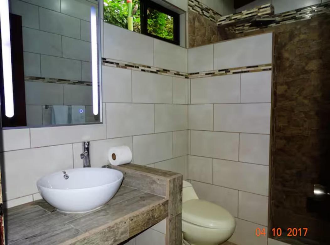 Hotel Casa Caribbean Coconut à Cahuita Extérieur photo