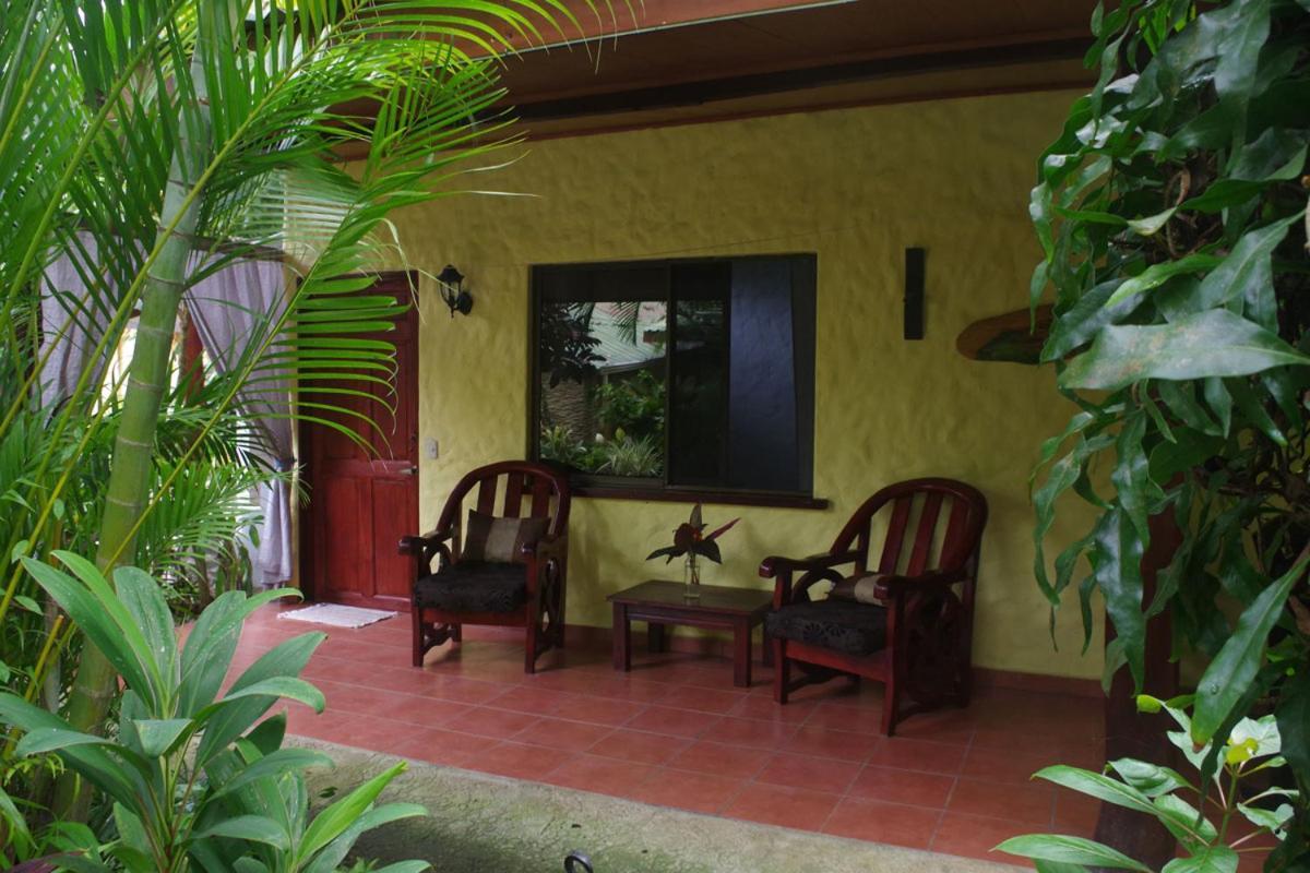 Hotel Casa Caribbean Coconut à Cahuita Extérieur photo