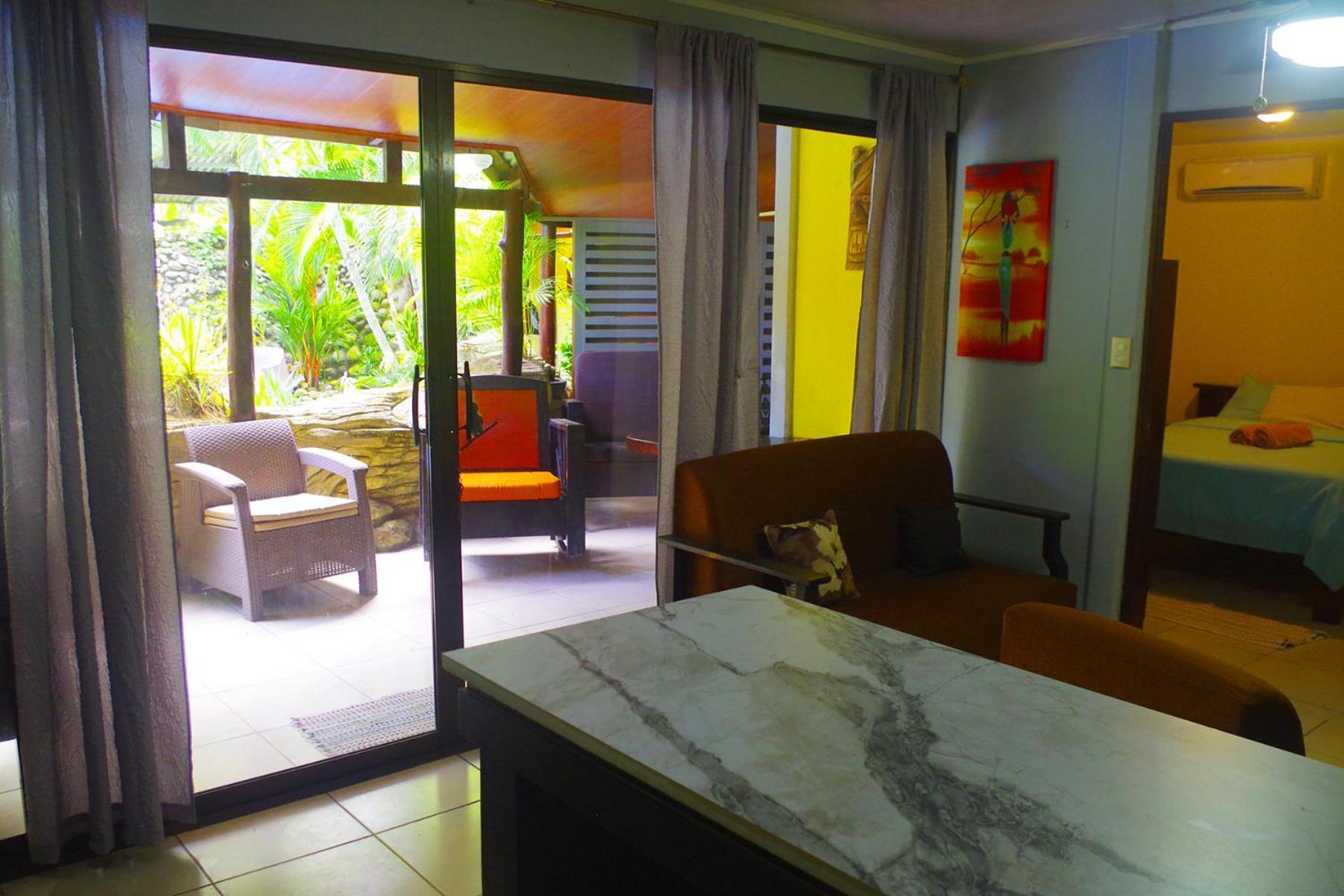 Hotel Casa Caribbean Coconut à Cahuita Extérieur photo